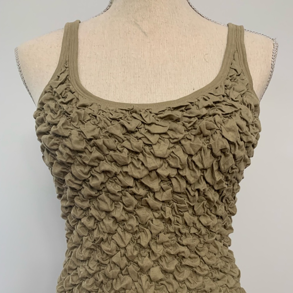 ❤️NWT $148 DKNY Khaki Bubble Stretch Sleeveless Tank Top  - SIZE SMALL